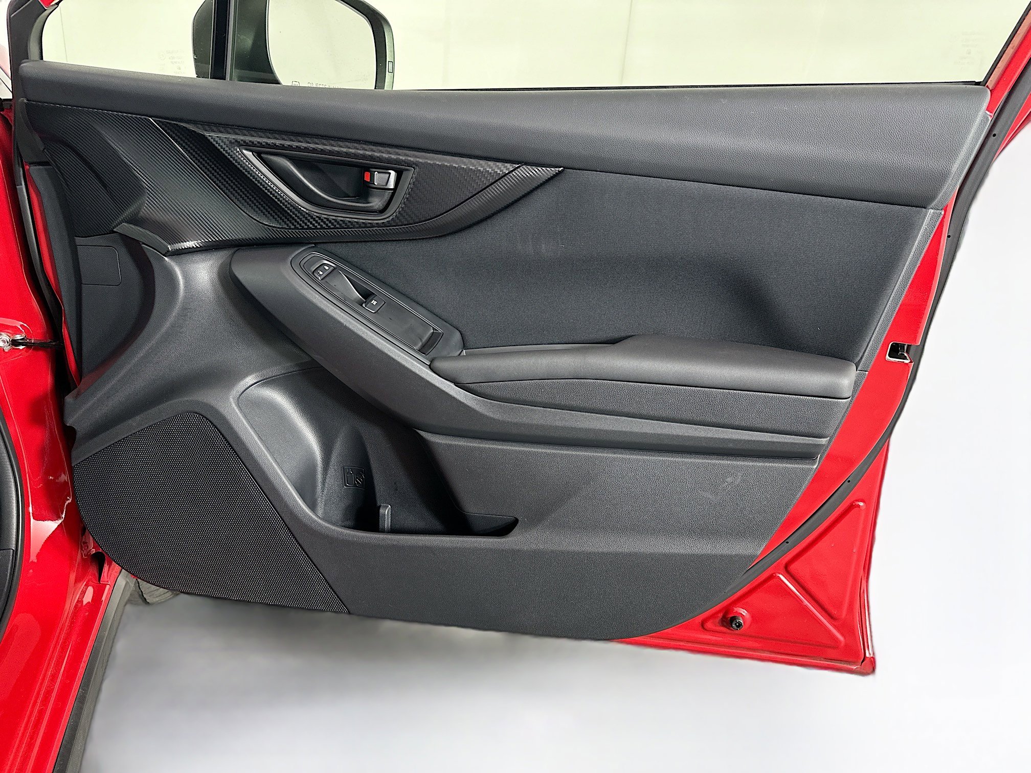 Used 2023 Subaru Crosstrek 2.0i AWD/4WD image 30