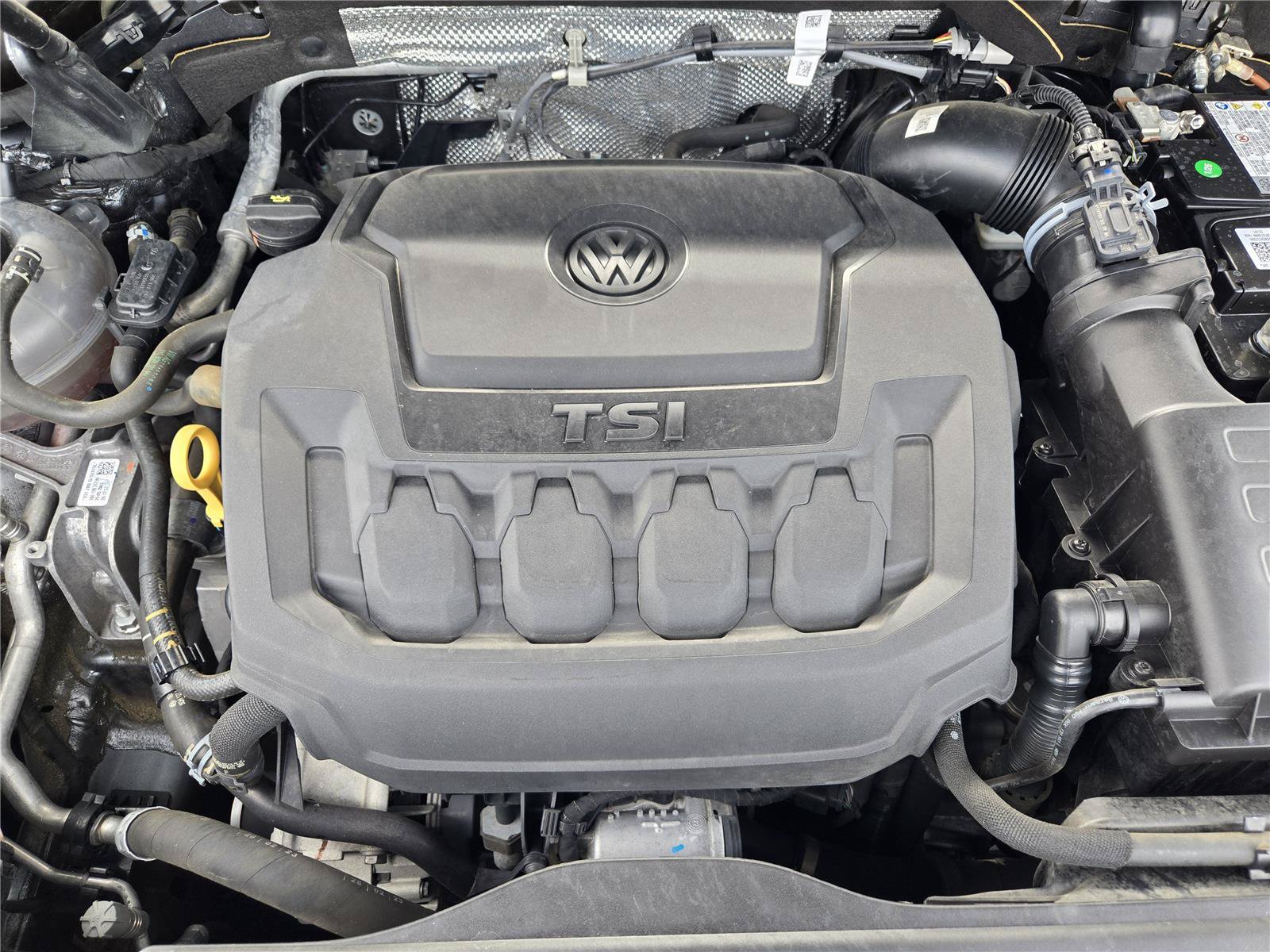 Used 2023 Volkswagen Tiguan SE R-Line FWD image 31