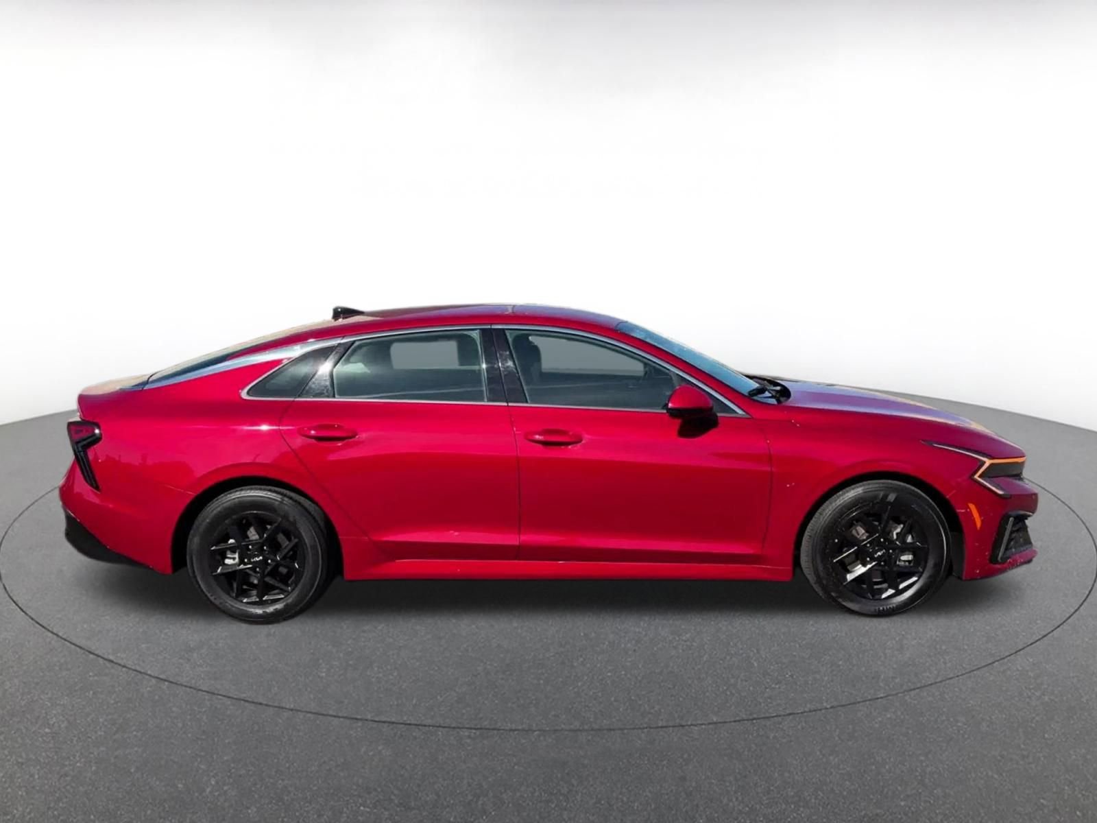 Used 2025 Kia K5 LXS image 16