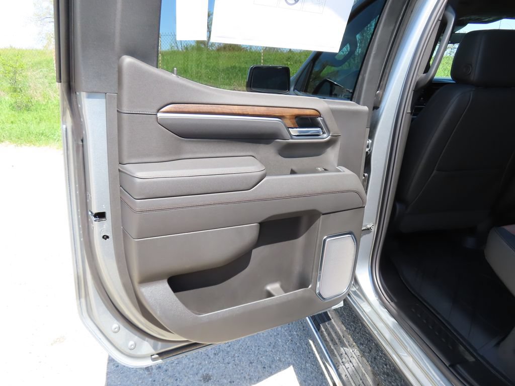 New 2026 Chevrolet Silverado 1500 High Country AWD/4WD image 30