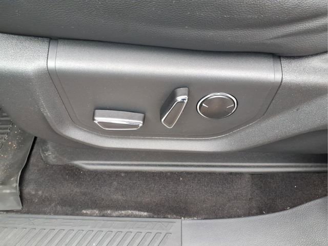 Used 2023 Ford Expedition Limited image 14