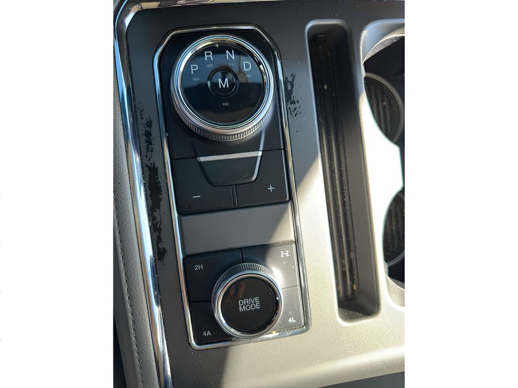 Used 2019 Ford Expedition XLT w/ Equipment Group 202A image 17