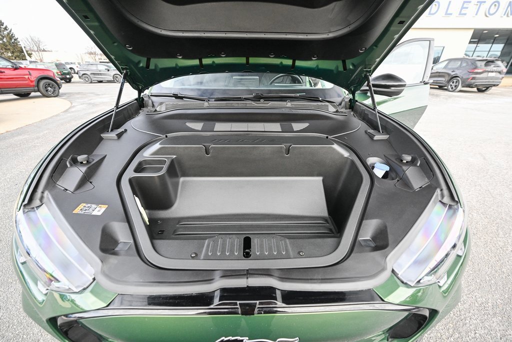 Used 2025 Ford Mustang Mach-E Premium image 17
