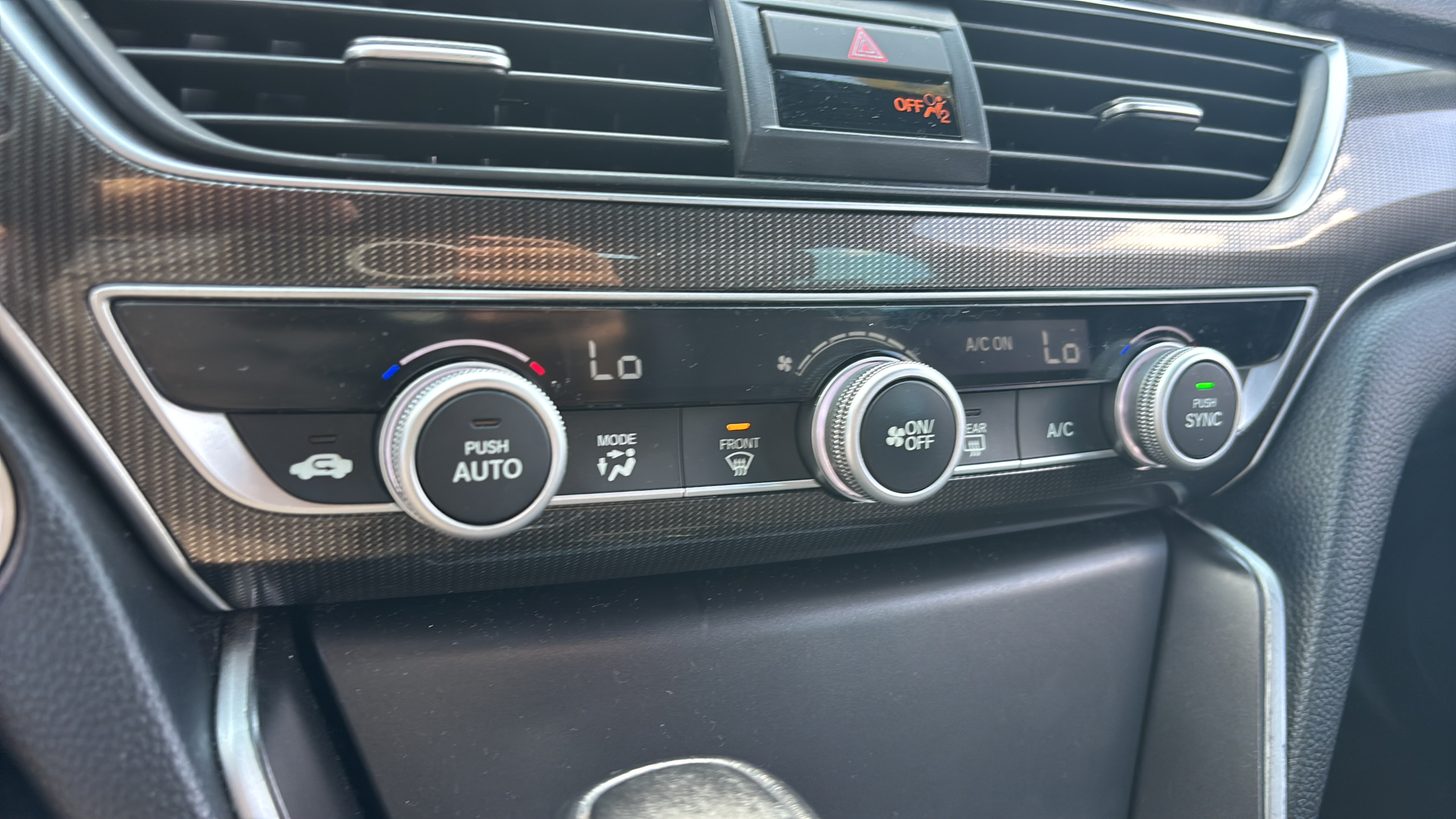 Used 2018 Honda Accord Sport image 18