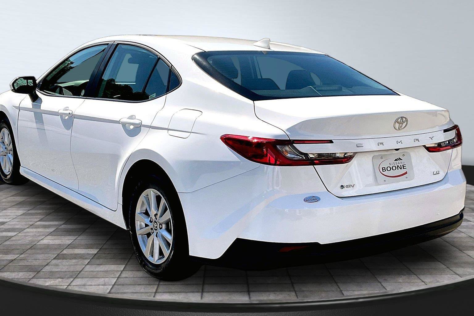 Used 2026 Toyota Camry LE FWD image 3