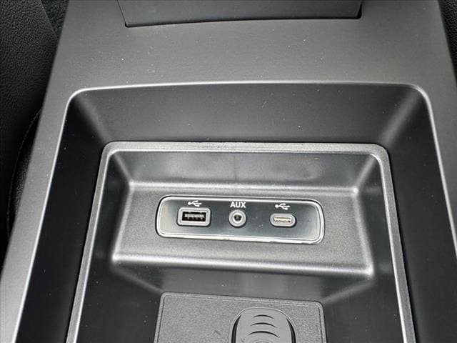 New 2025 Alfa Romeo Giulia AWD w/ Veloce Package AWD image 36