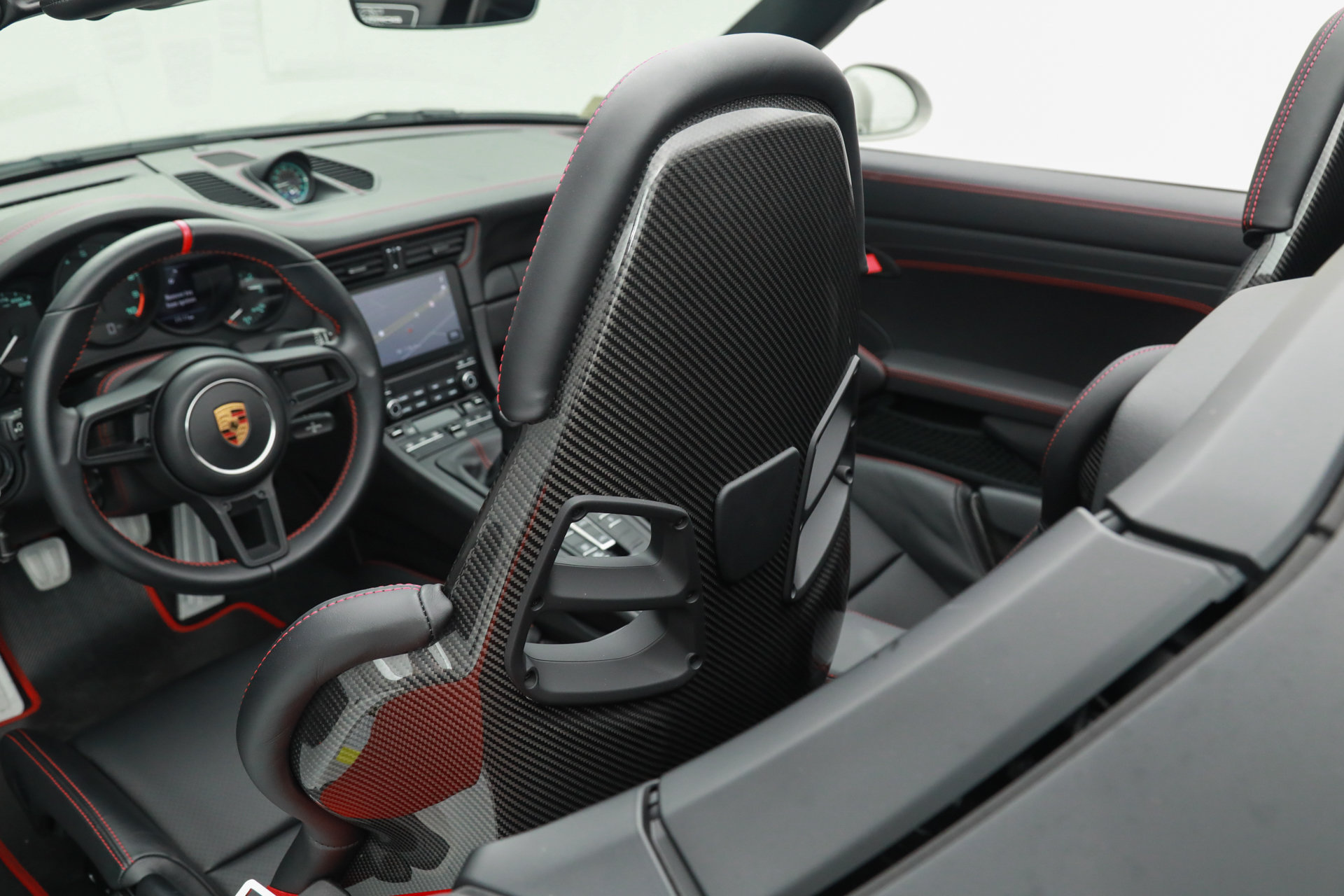 Used 2019 Porsche 911 Speedster RWD image 25