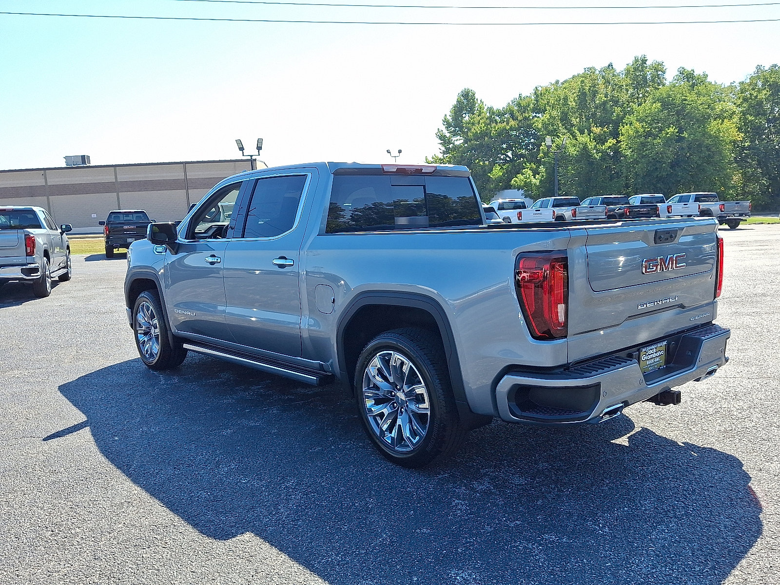New 2026 GMC Sierra 1500 Denali w/ Denali Reserve Package image 5