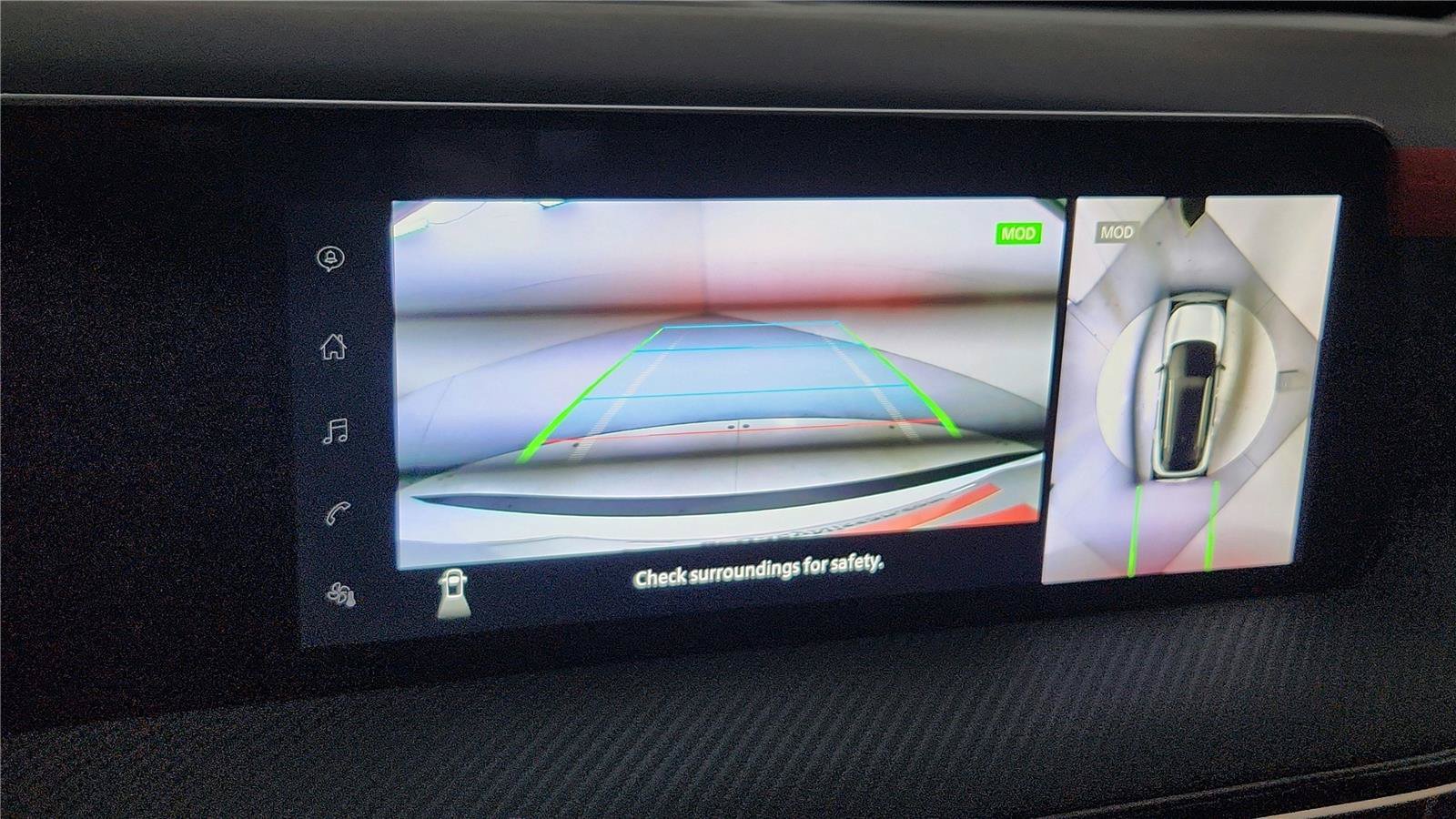 Used 2025 Nissan Kicks SR AWD/4WD image 36