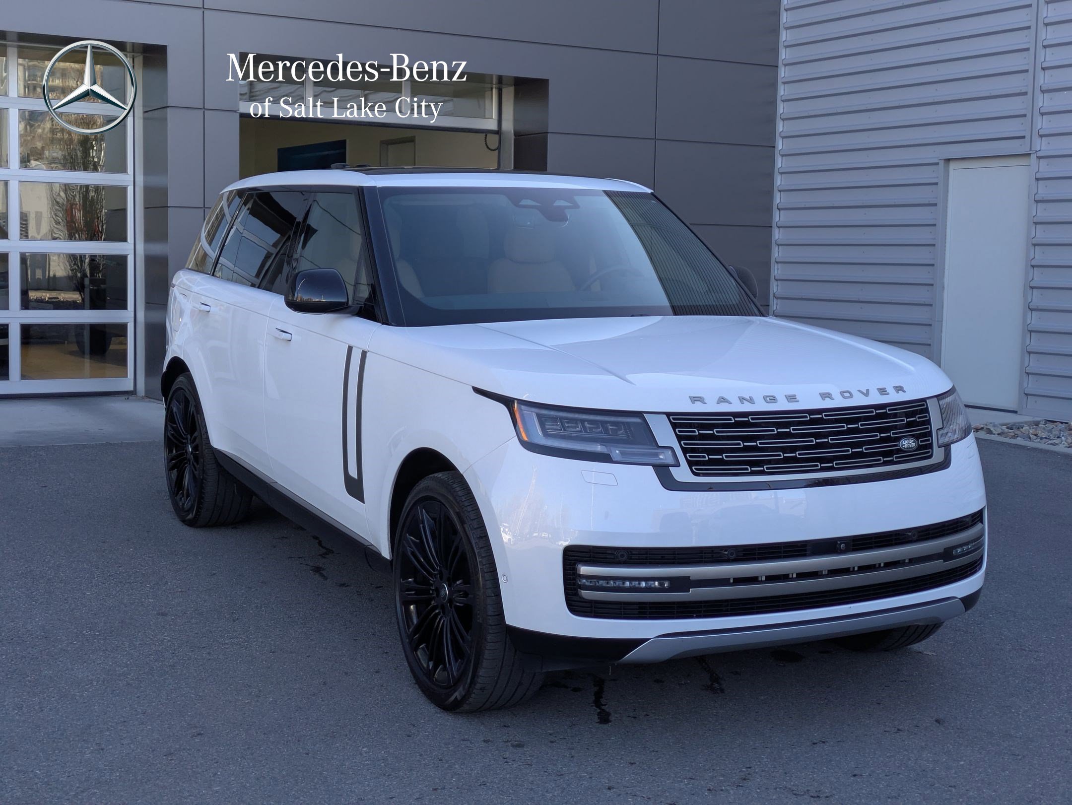 Used 2024 Land Rover Range Rover Long Wheelbase SE