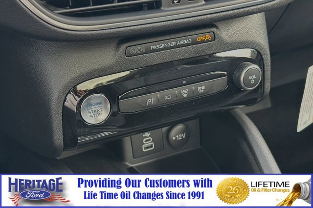 New 2024 Ford Escape SE w/ PHEV Premium Package image 18