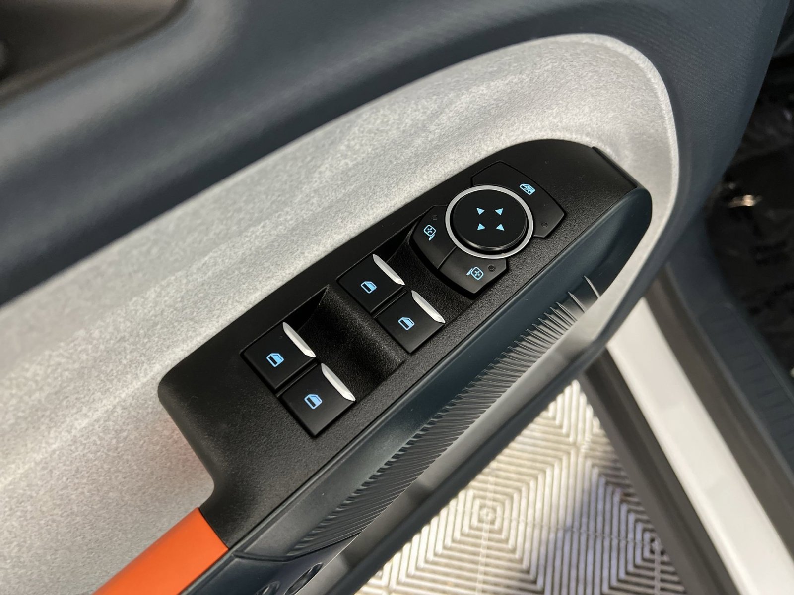 Used 2024 Ford Maverick XLT image 15