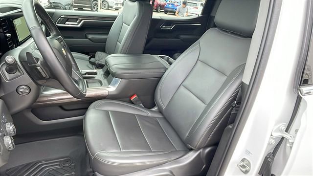 Used 2023 Chevrolet Silverado 1500 LTZ image 12
