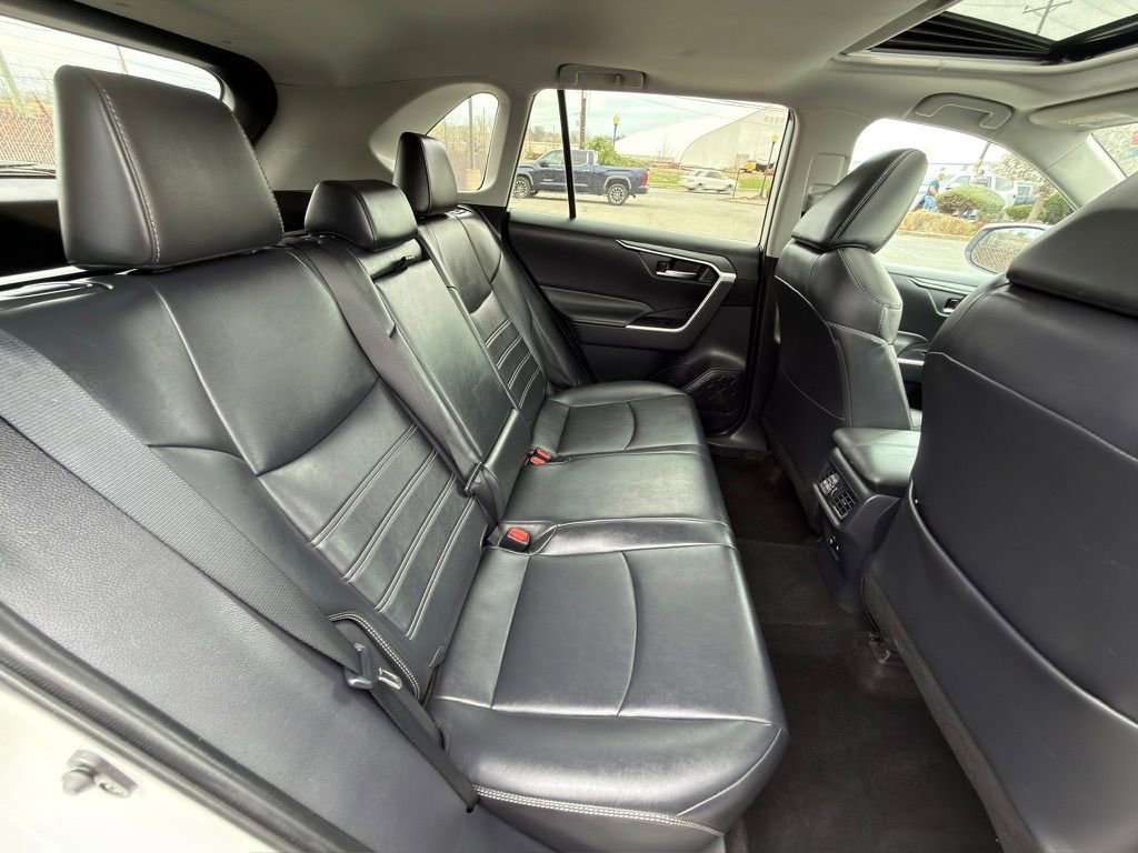 Used 2019 Toyota RAV4 XLE Premium w/ Cold Weather Package image 28