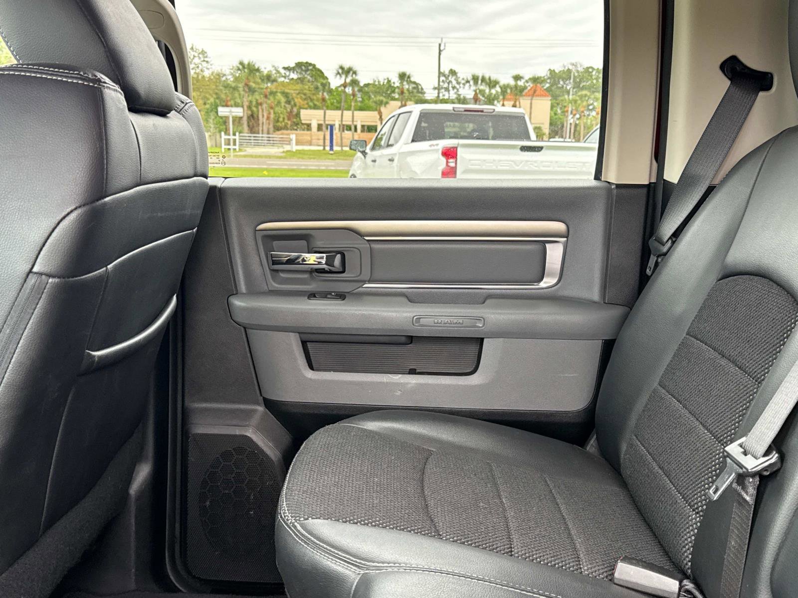 Used 2017 RAM 1500 Lone Star image 14