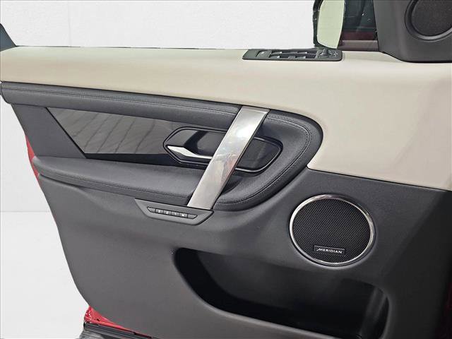 New 2025 Land Rover Discovery Sport S image 26