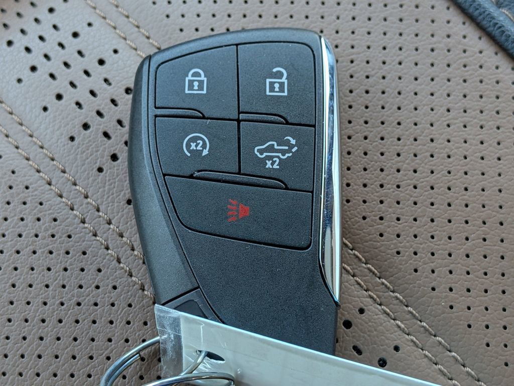 Used 2025 Chevrolet Silverado 1500 High Country w/ Technology Package image 35