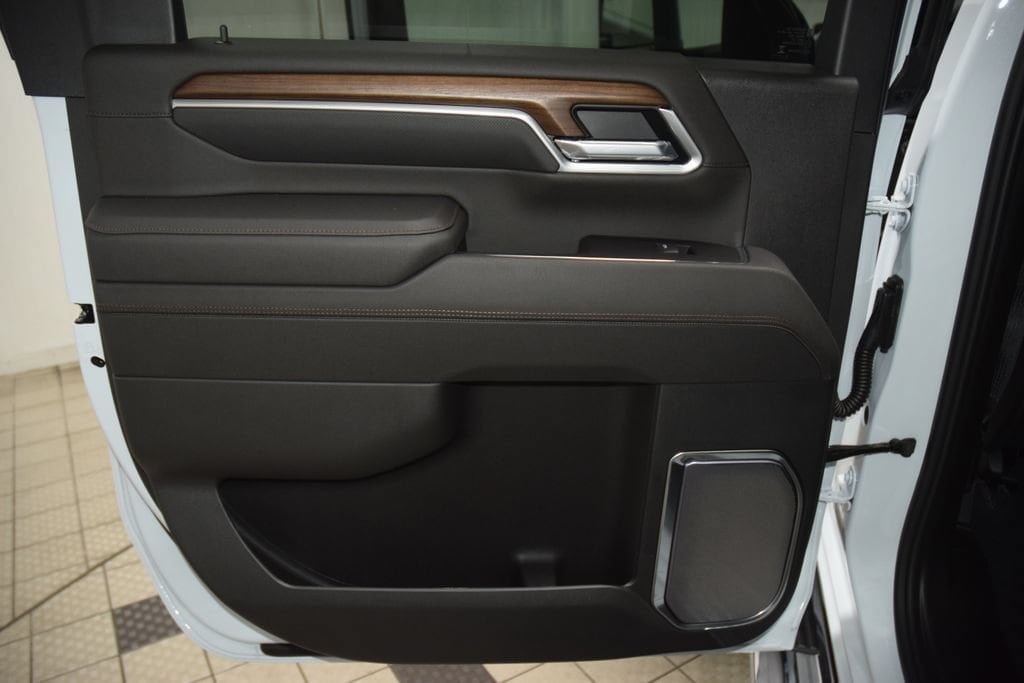 New 2026 Chevrolet Silverado 2500 High Country w/ High Country Premium Package AWD/4WD image 51