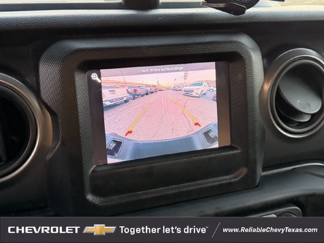 Used 2021 Jeep Gladiator Sport AWD/4WD image 25