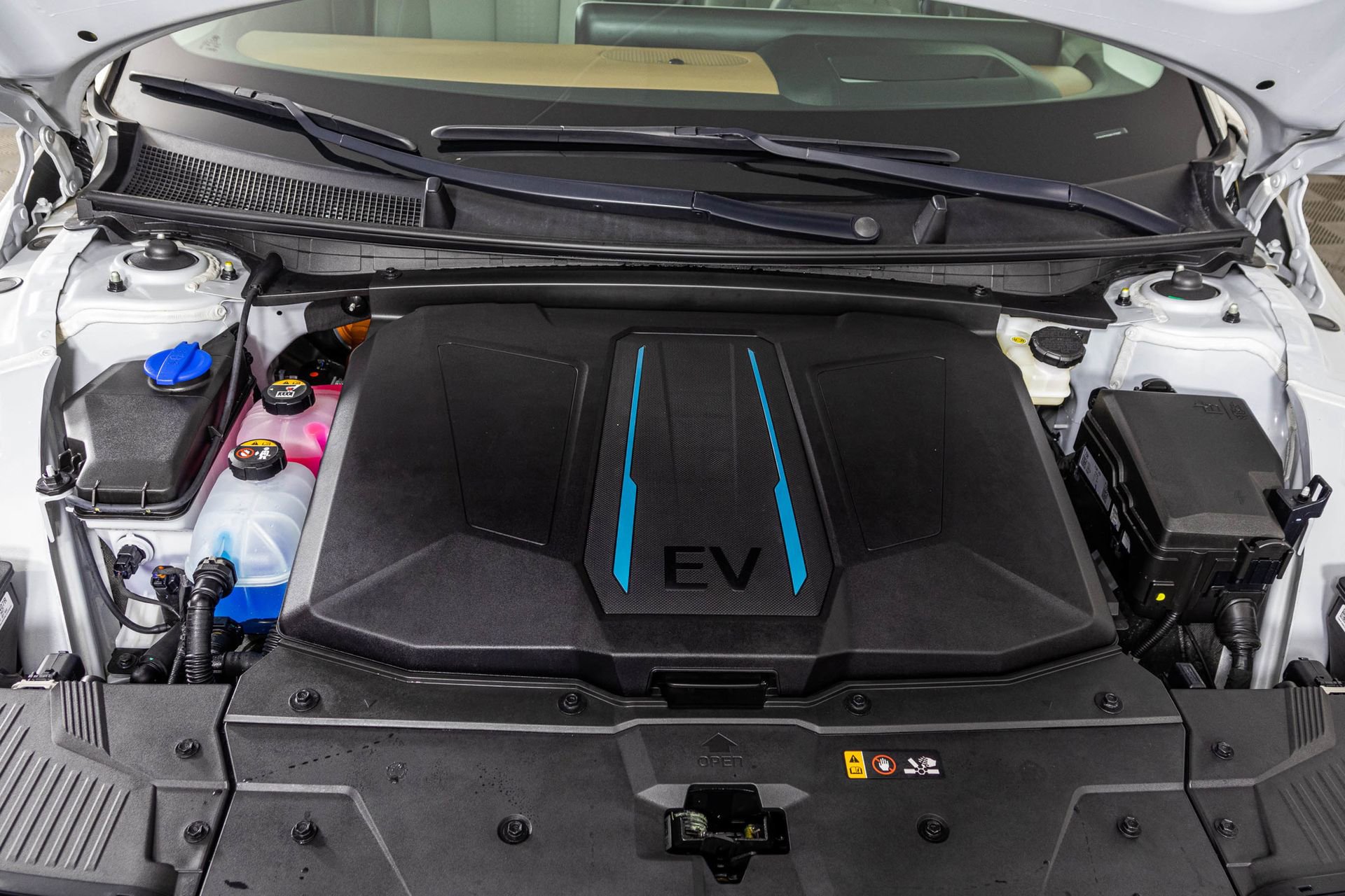 Used 2024 Hyundai Ioniq 5 Limited image 51