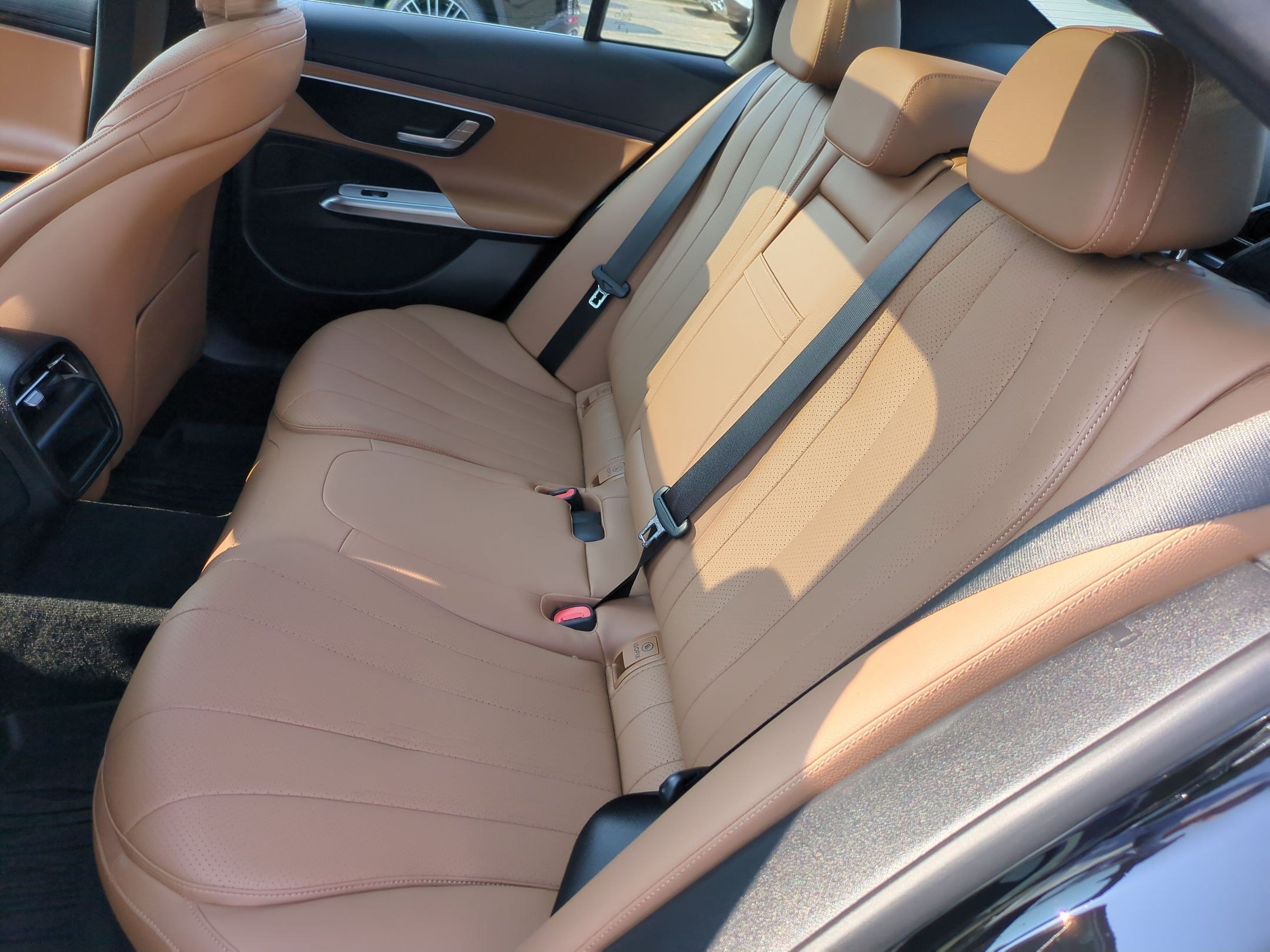 Certified 2025 Mercedes-Benz E 450 4MATIC Sedan image 27