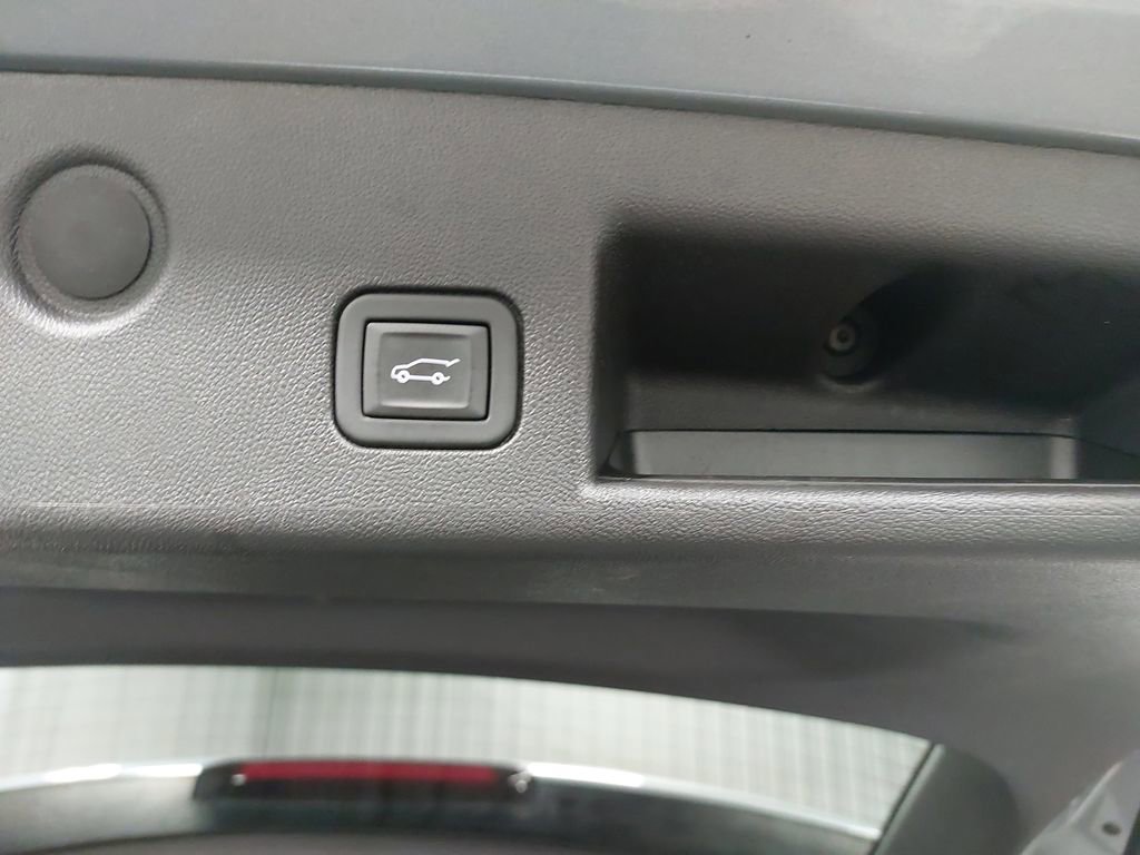 Used 2024 Chevrolet Equinox LT image 13