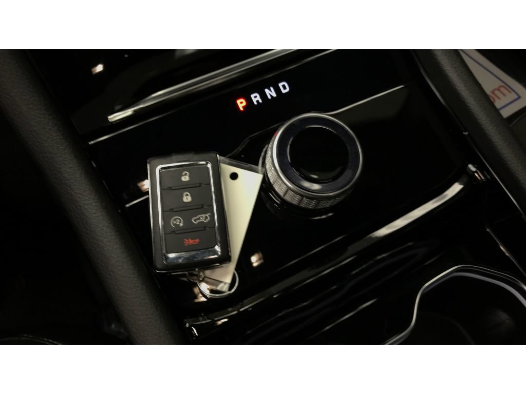 Used 2023 Jeep Grand Cherokee Altitude image 14