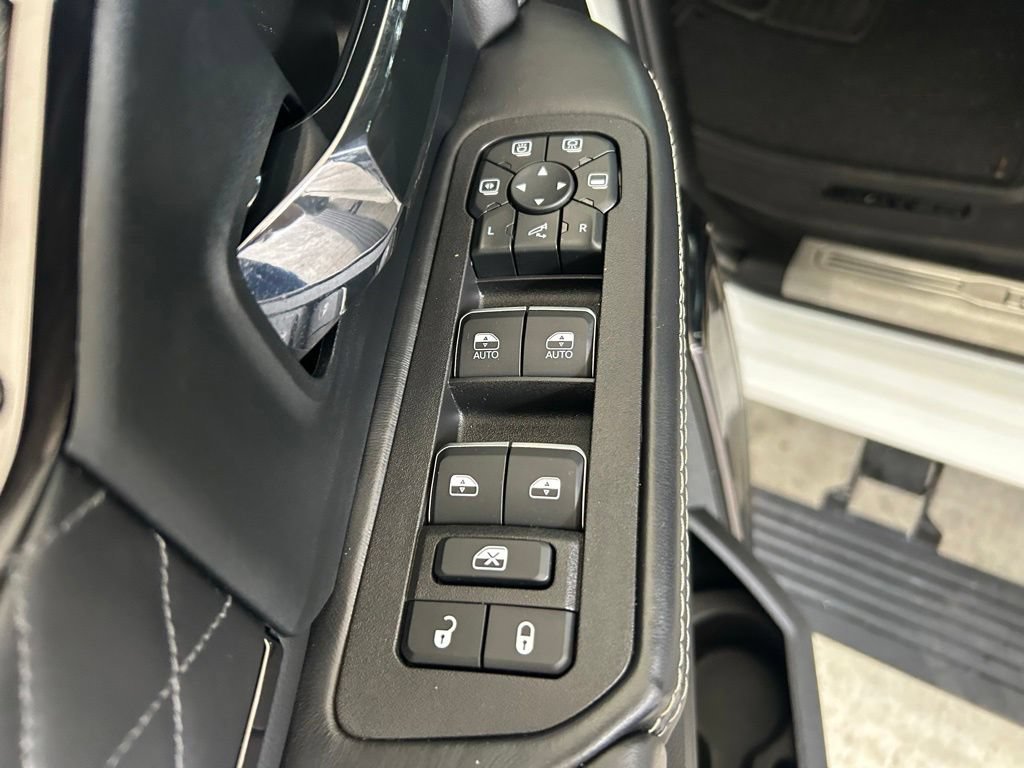 Used 2025 RAM 2500 Limited AWD/4WD image 44