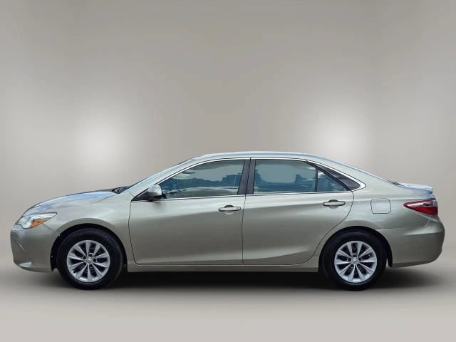 Used 2016 Toyota Camry LE FWD image 8