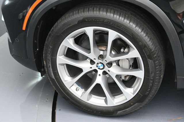 Used 2023 BMW X5 xDrive40i AWD/4WD image 7