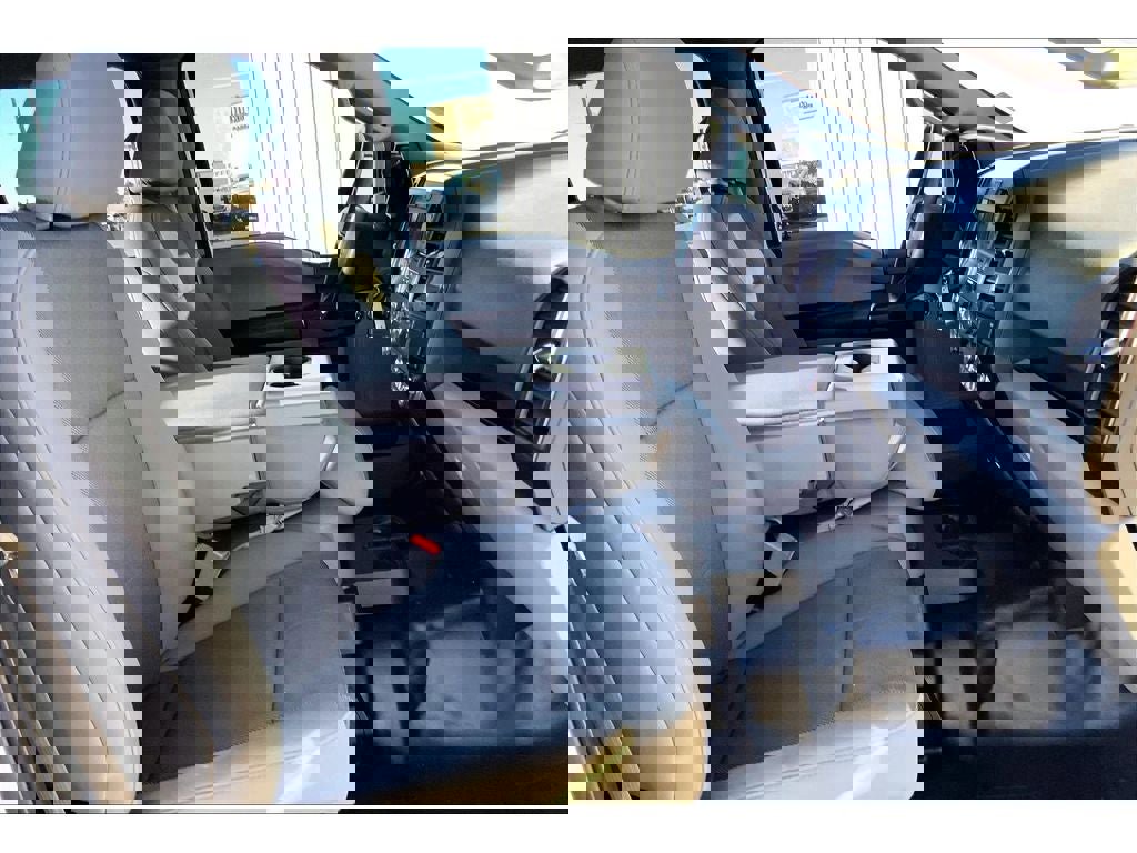 Used 2018 Ford F150 XL w/ Equipment Group 101A Mid image 8