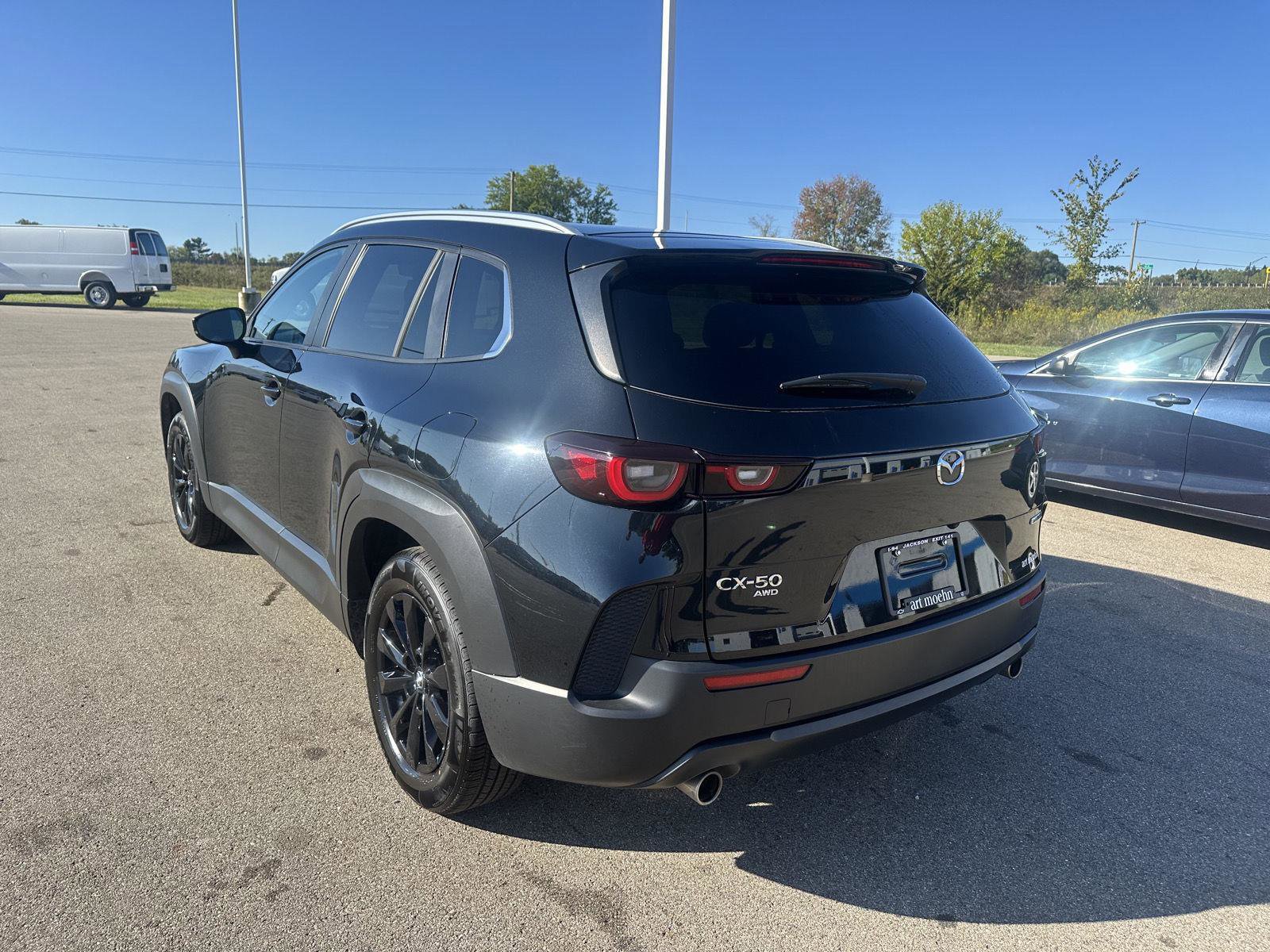 Used 2024 MAZDA CX-50 AWD 2.5 S w/ Preferred Package image 3