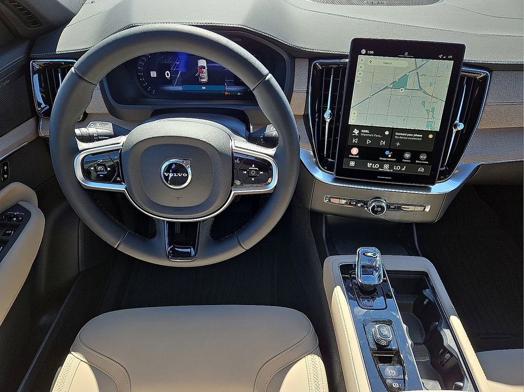 New 2026 Volvo XC90 B6 Plus w/ Protection Package Premier AWD/4WD image 18