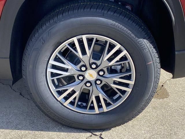 New 2026 Chevrolet Traverse LT w/ Driver Confidence Package FWD image 23