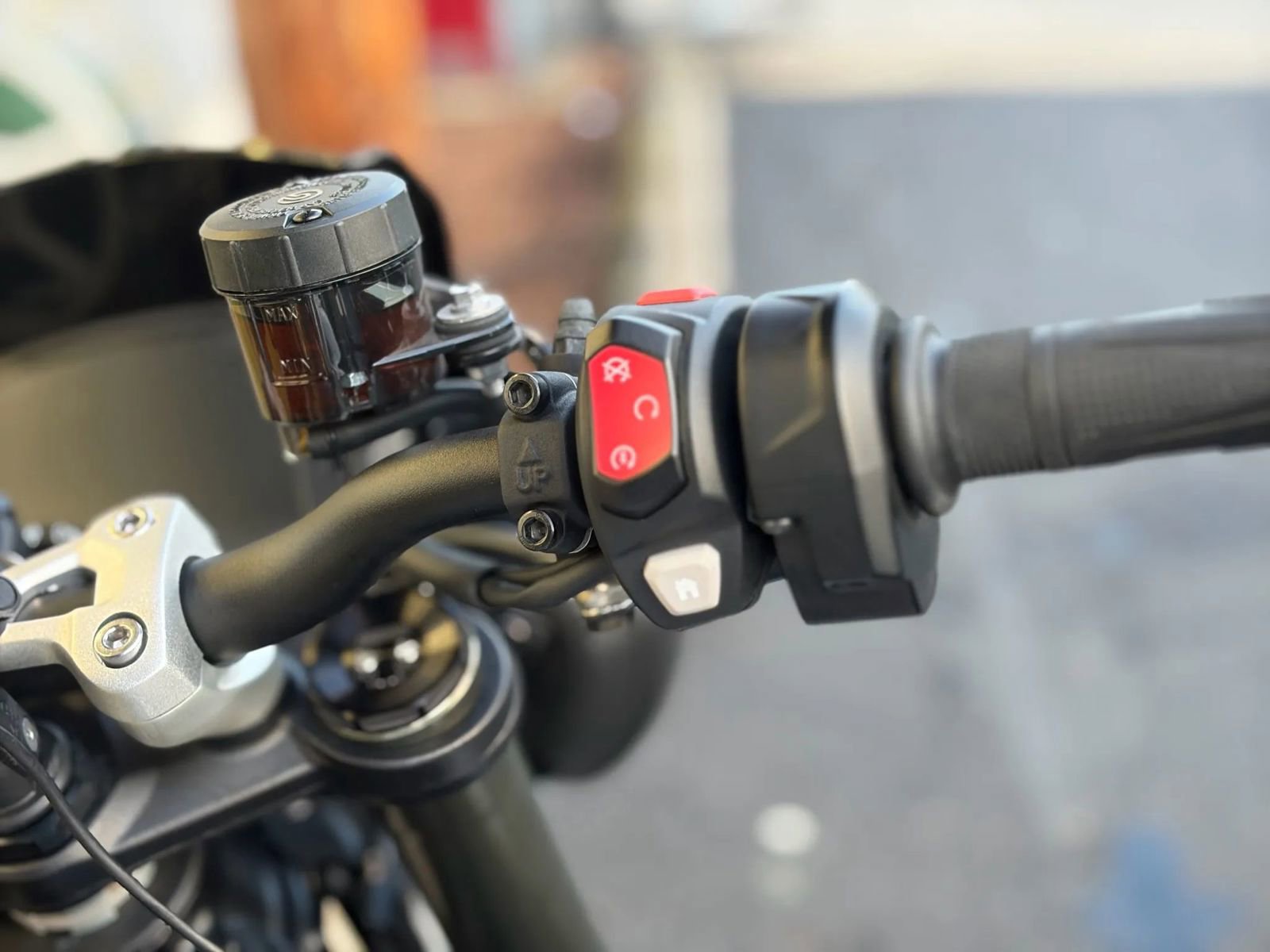 Used 2023 Nissan Rogue image 24