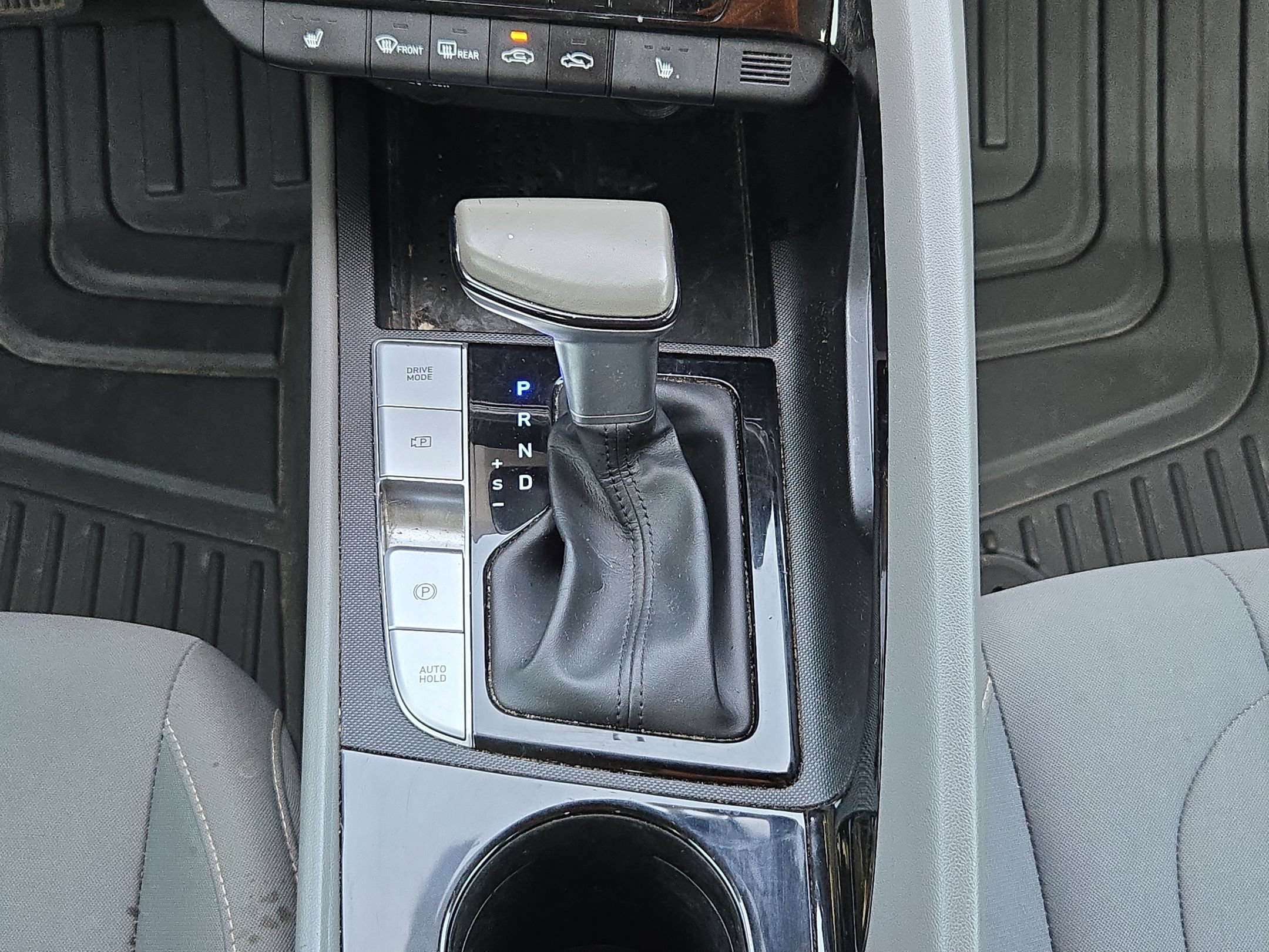 Used 2023 Hyundai Elantra SEL w/ Convenience Package FWD image 19