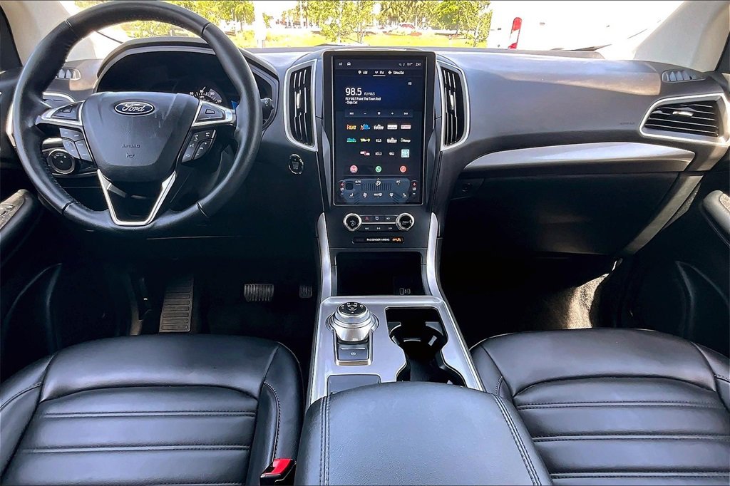 Used 2024 Ford Edge SEL image 6