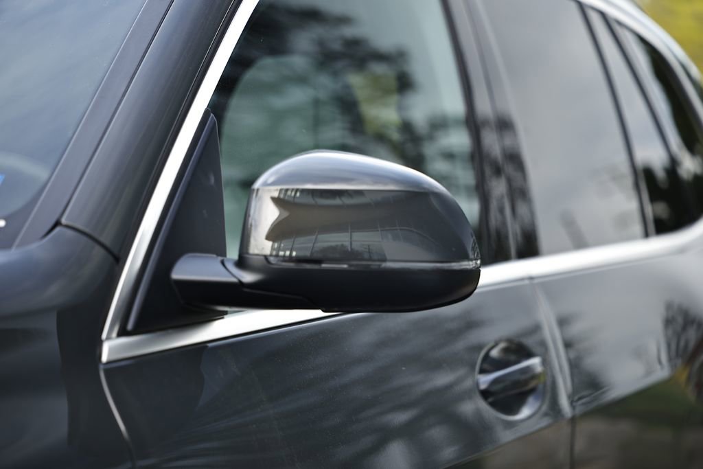 New 2026 BMW X5 xDrive40i w/ Premium Package image 11