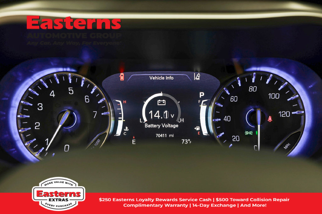 Used 2023 Chrysler Pacifica Touring-L FWD image 19
