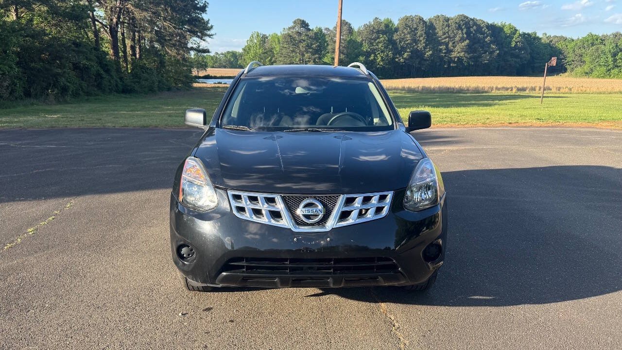 Used 2015 Nissan Rogue S w/ Convenience Package AWD/4WD image 3