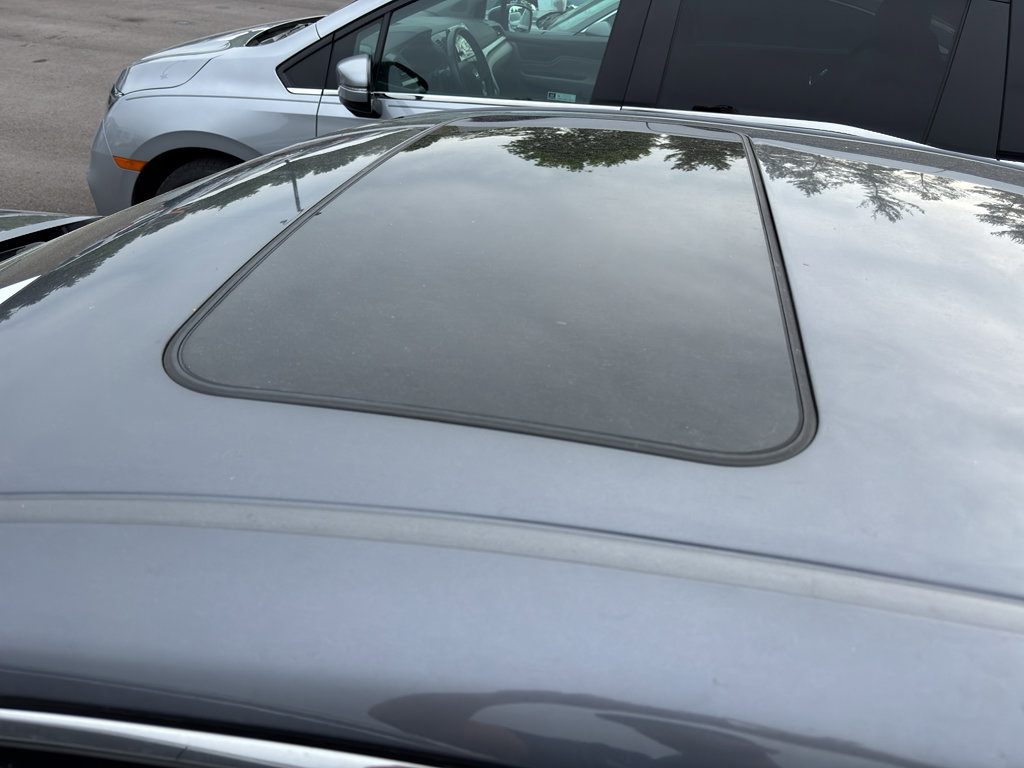 Used 2019 Lexus ES 300h w/ Premium Package FWD image 16