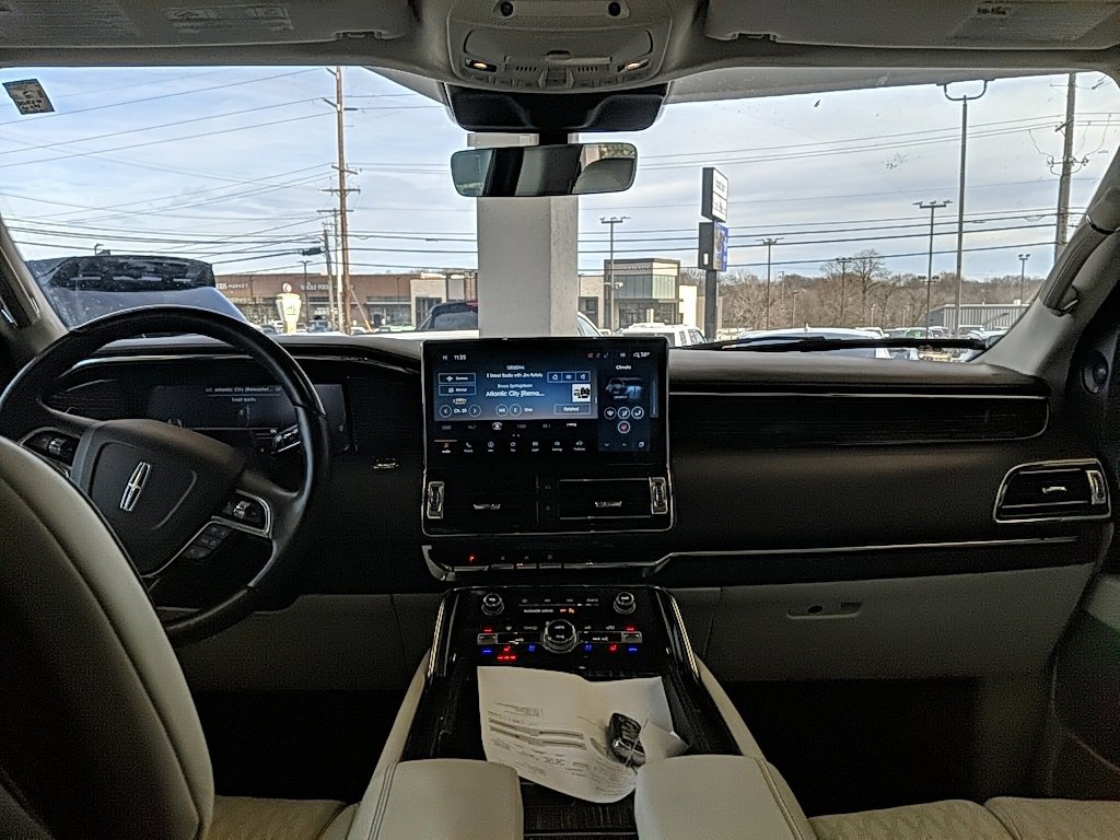 Certified 2022 Lincoln Navigator L Black Label image 15