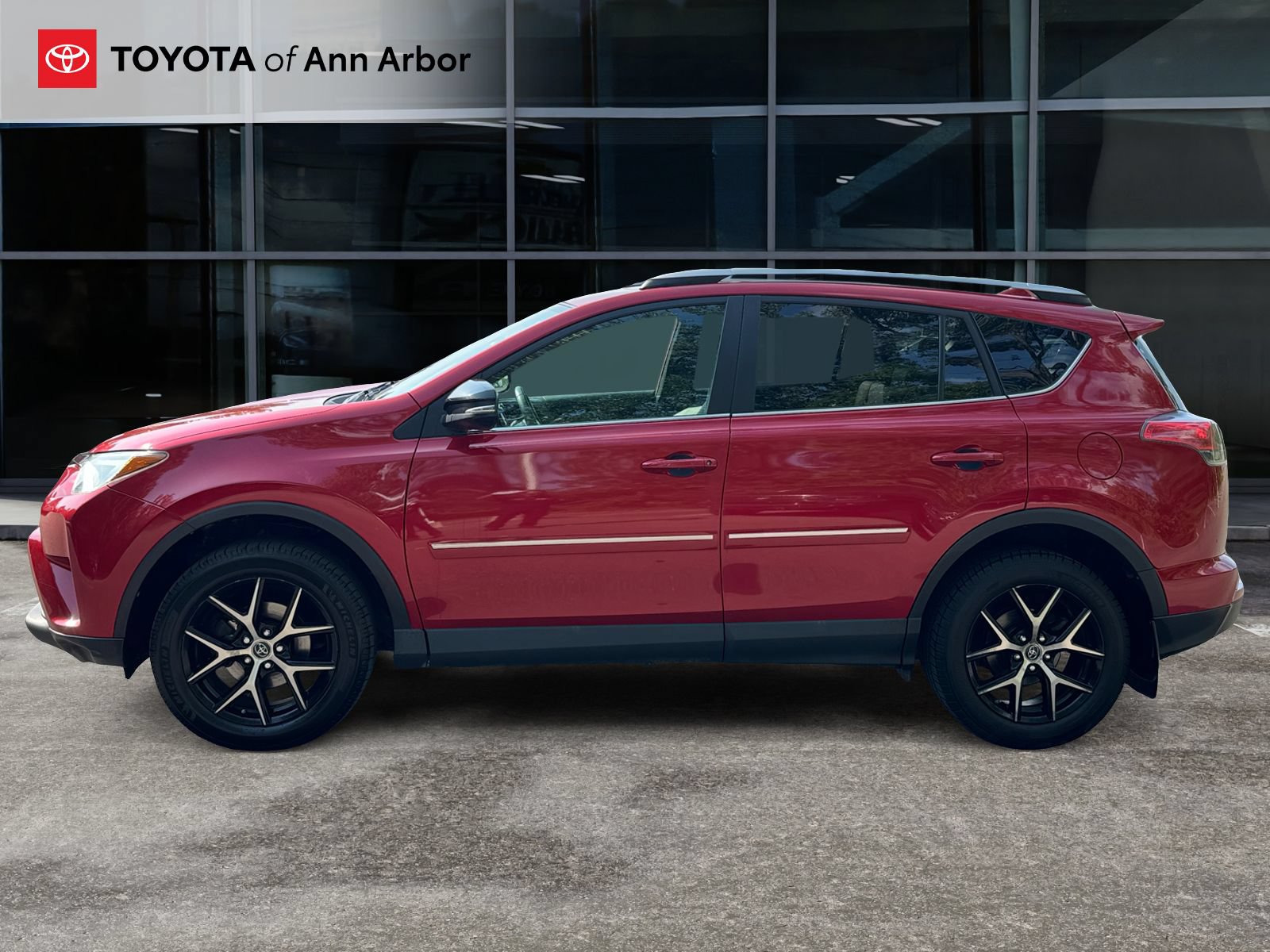 Used 2016 Toyota RAV4 SE AWD/4WD image 10