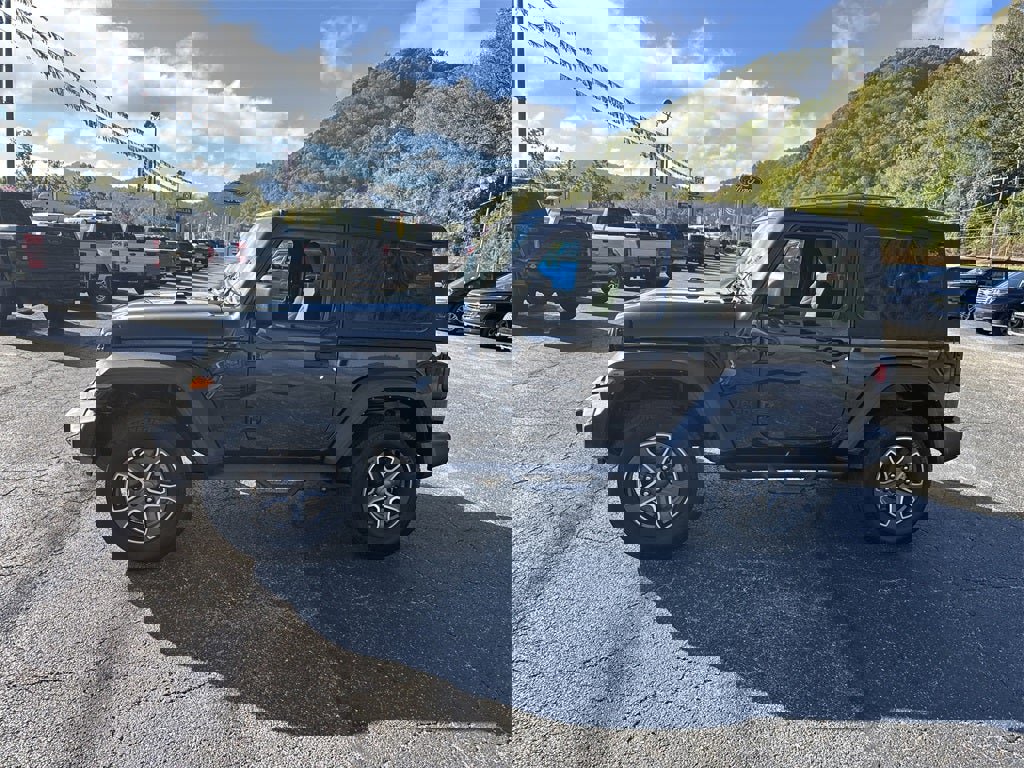 Used 2022 Jeep Wrangler Sport S image 7