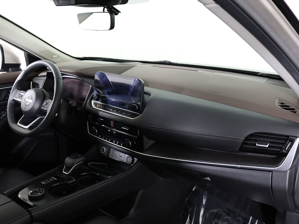 Used 2023 Nissan Rogue Platinum w/ Platinum Premium Package AWD/4WD image 31