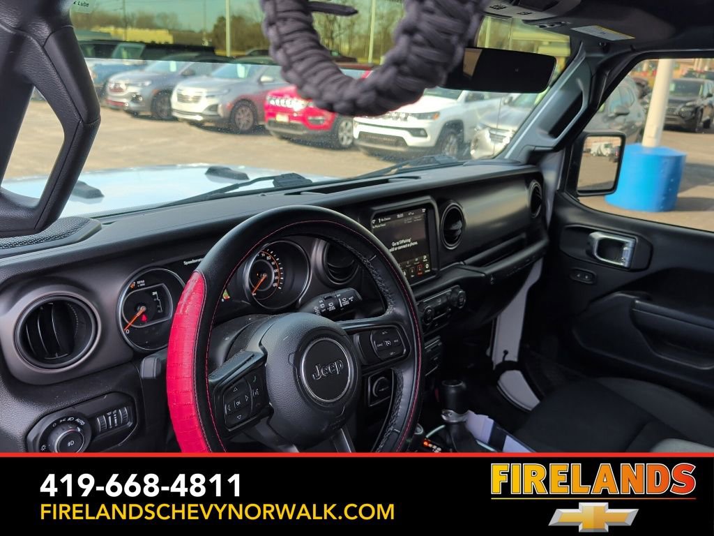 Used 2022 Jeep Wrangler Unlimited Sport image 24