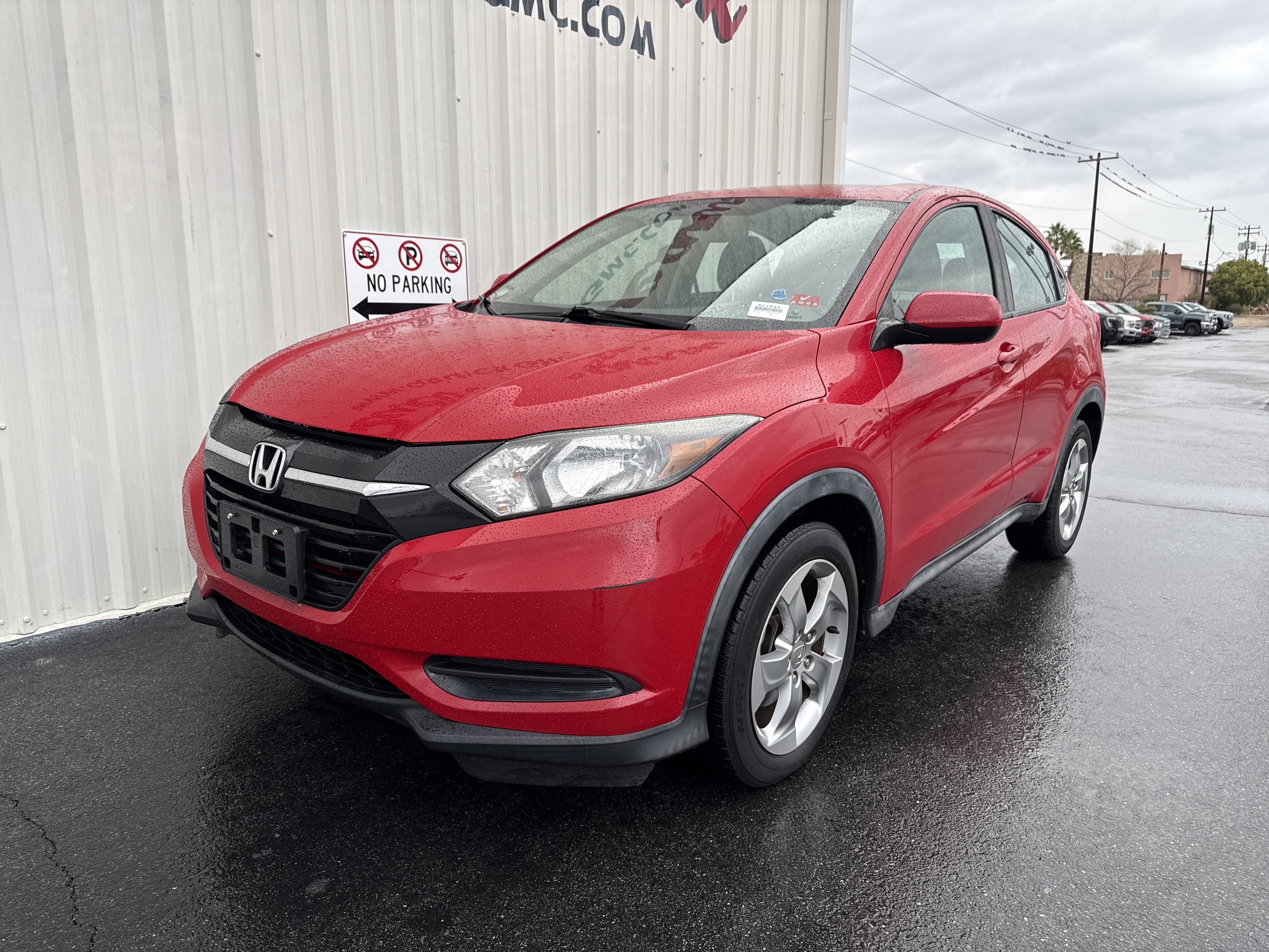 Used 2017 Honda HR-V LX image 5