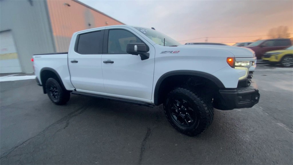 Used 2024 Chevrolet Silverado 1500 ZR2 w/ ZR2 Bison Edition image 2