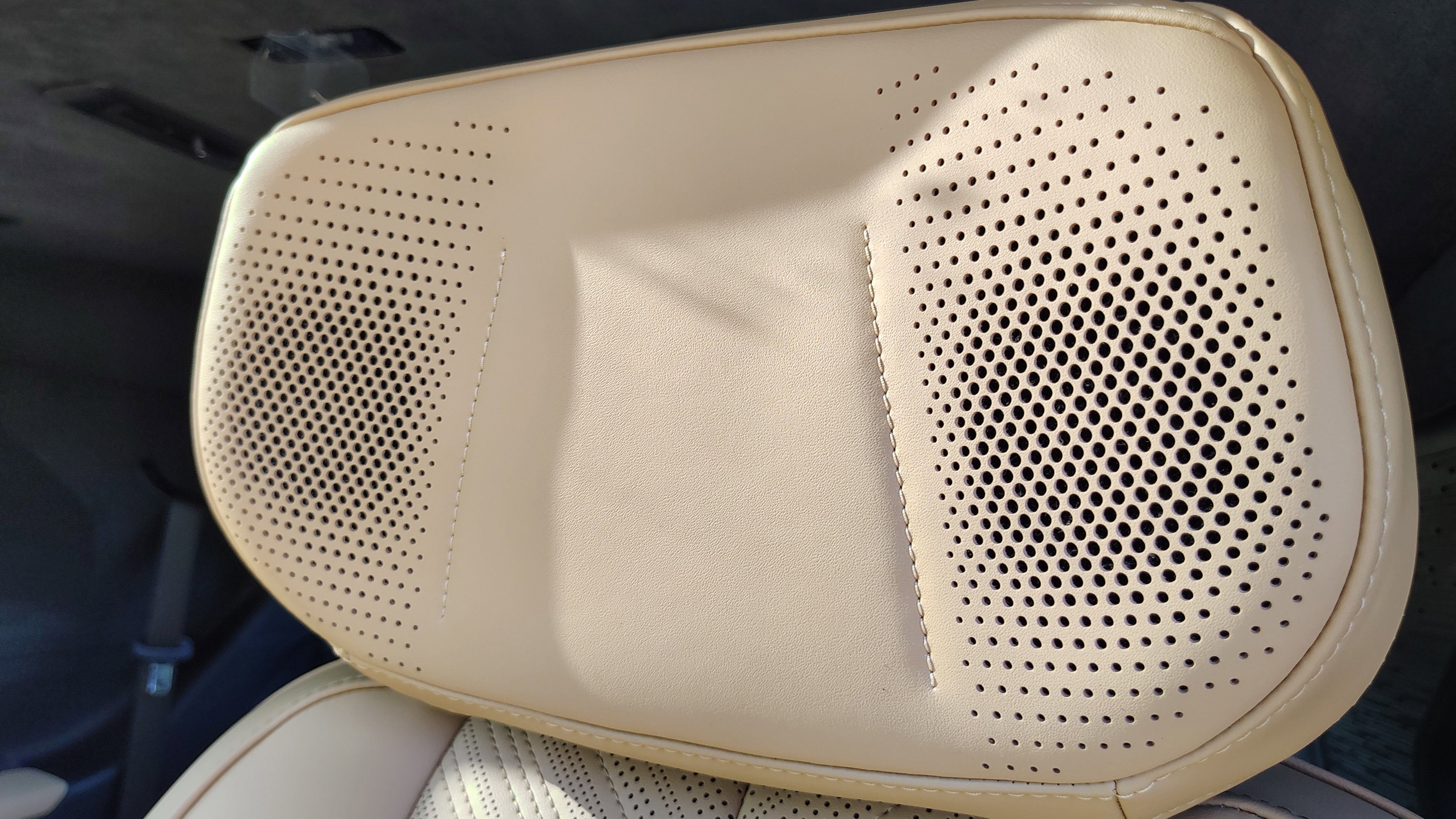 New 2025 Cadillac Escalade IQ Luxury 2 image 38