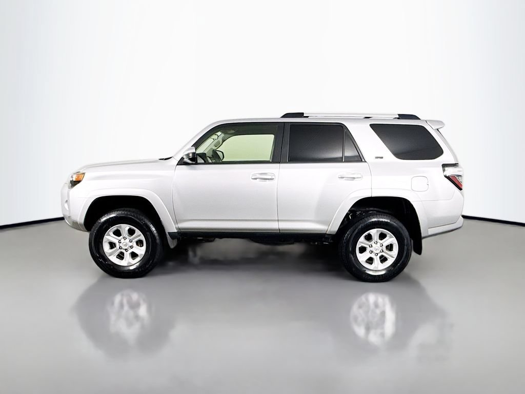 Used 2019 Toyota 4Runner SR5 RWD image 8